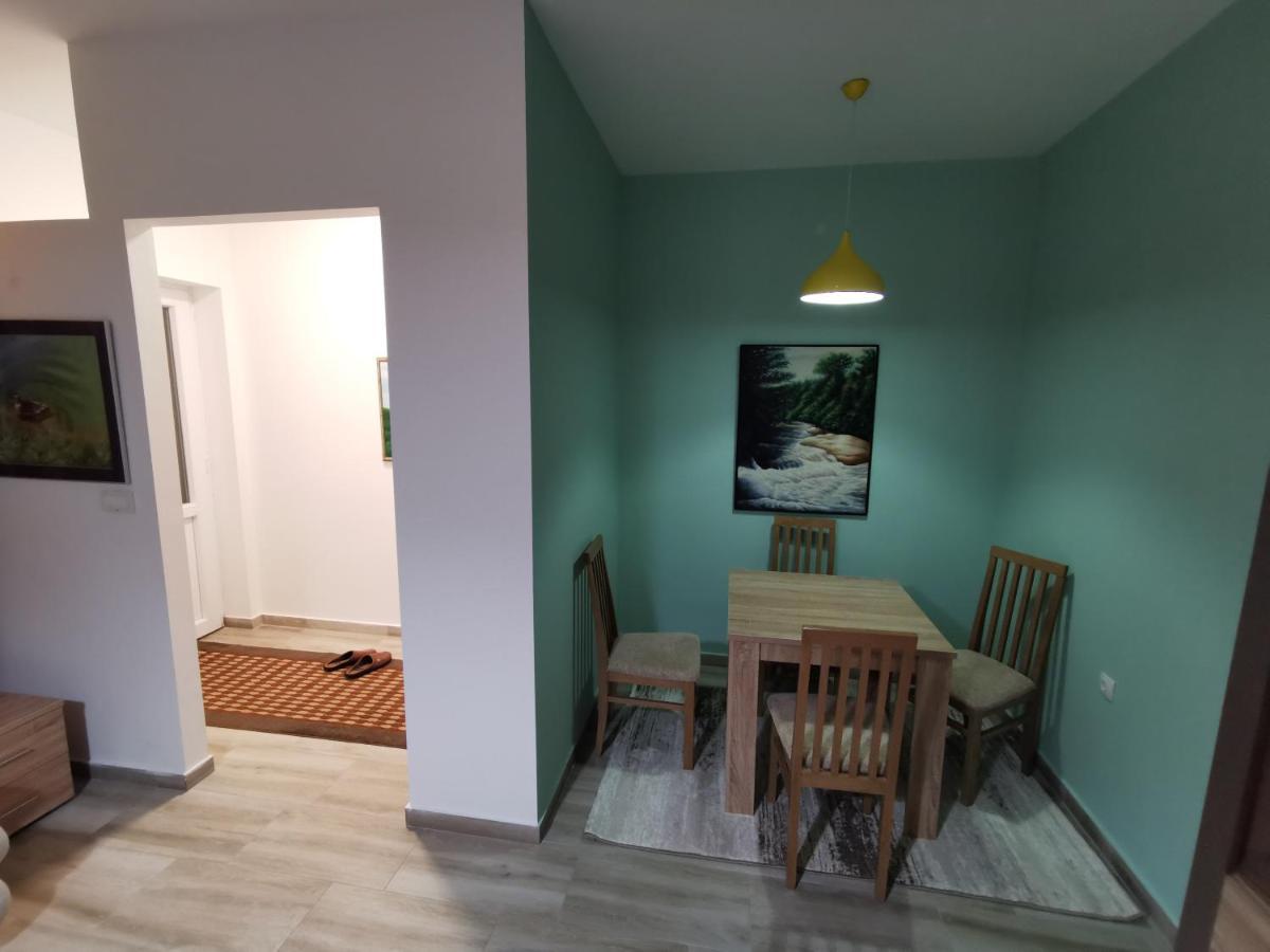 Crown Apartments Skopje Luaran gambar