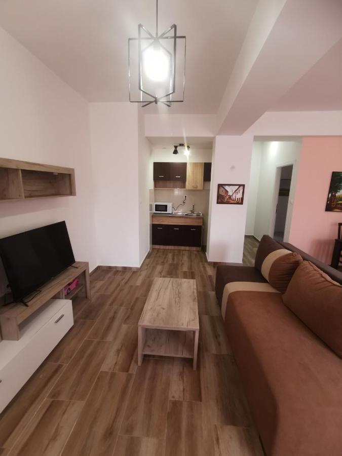 Crown Apartments Skopje Luaran gambar