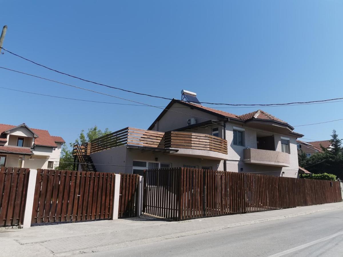 Crown Apartments Skopje Luaran gambar