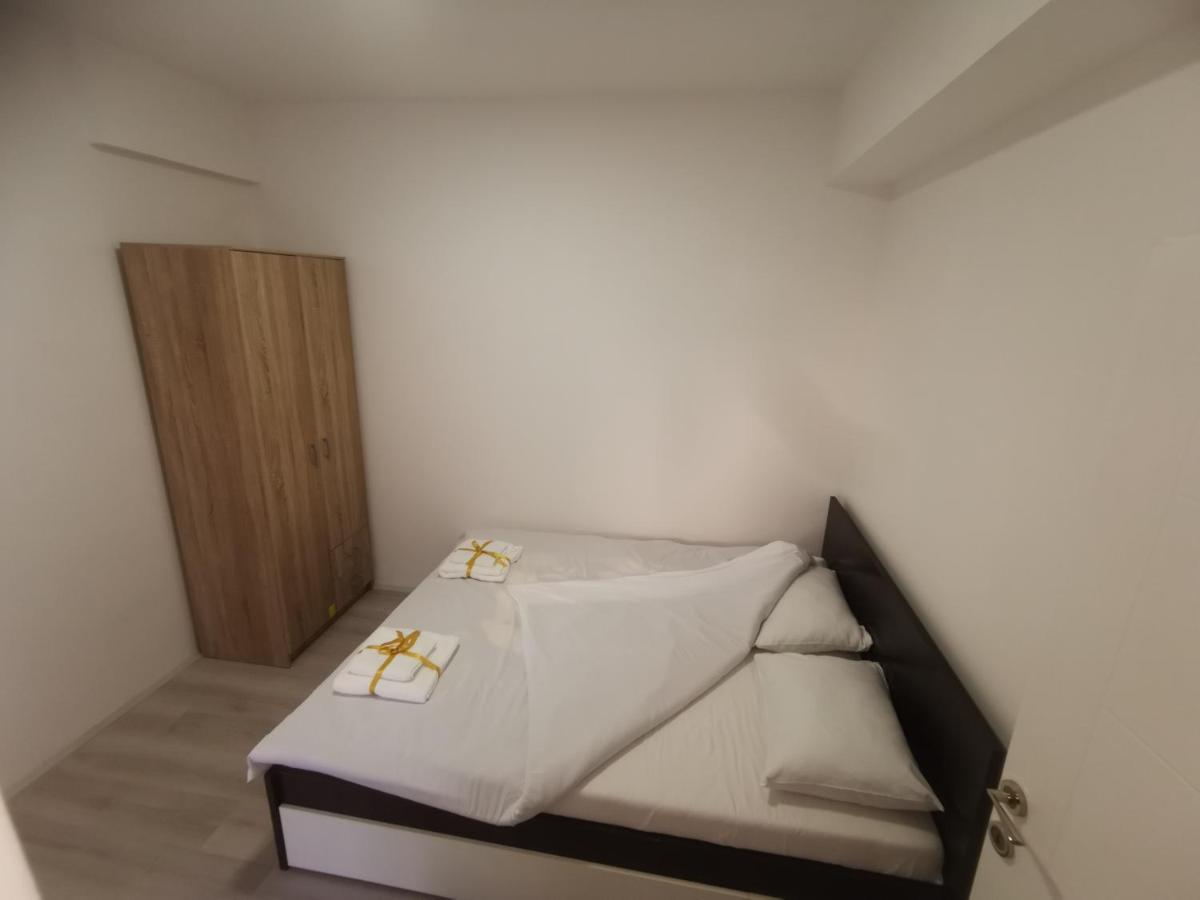 Crown Apartments Skopje Luaran gambar