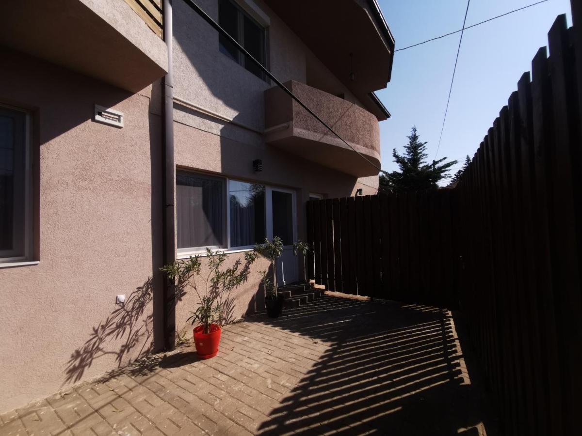 Crown Apartments Skopje Luaran gambar