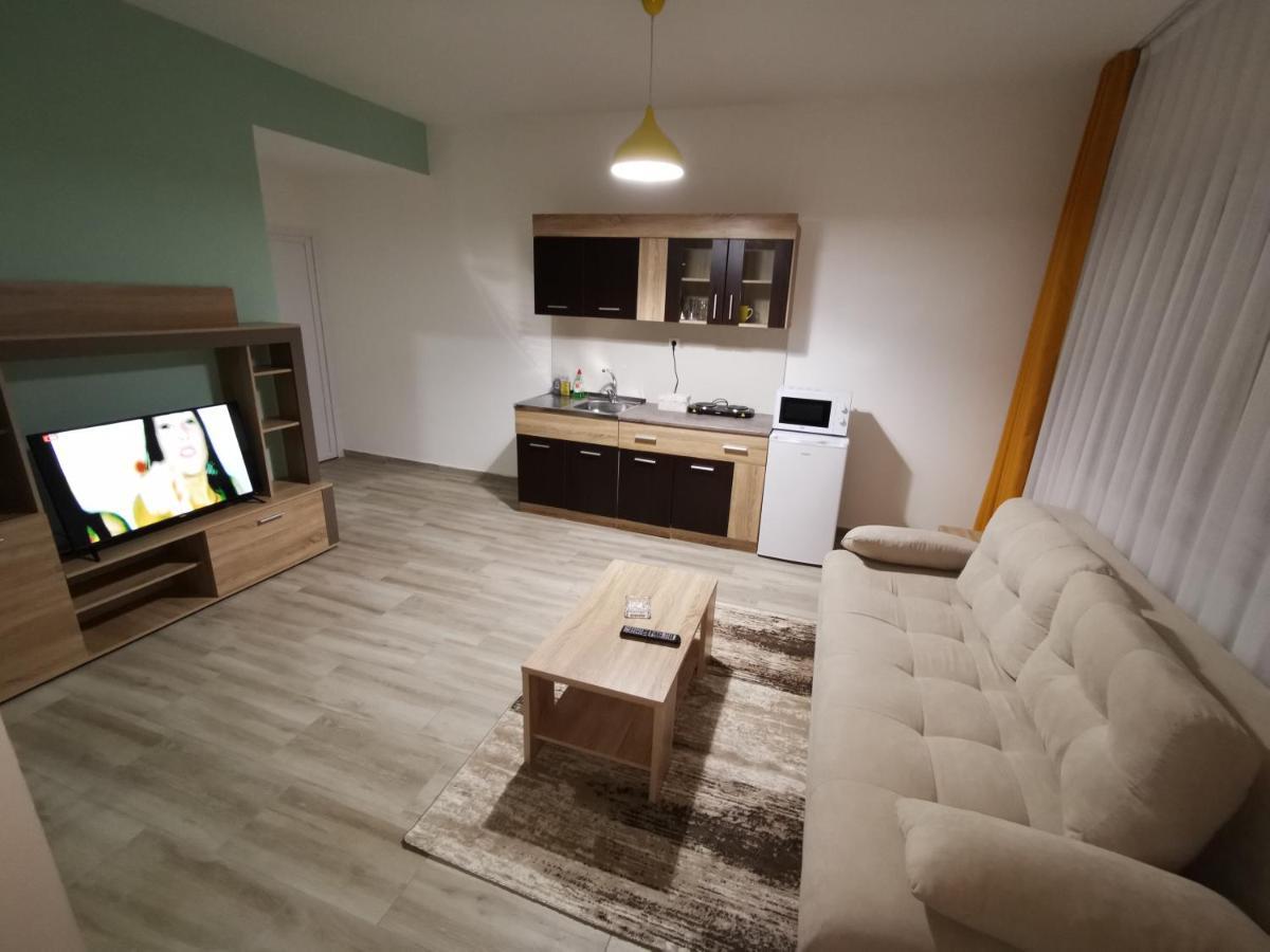 Crown Apartments Skopje Luaran gambar